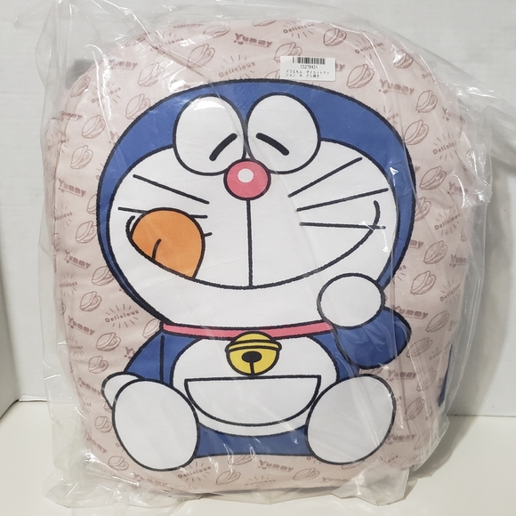 Doraemon Cushion Set - Picture 2 of 10